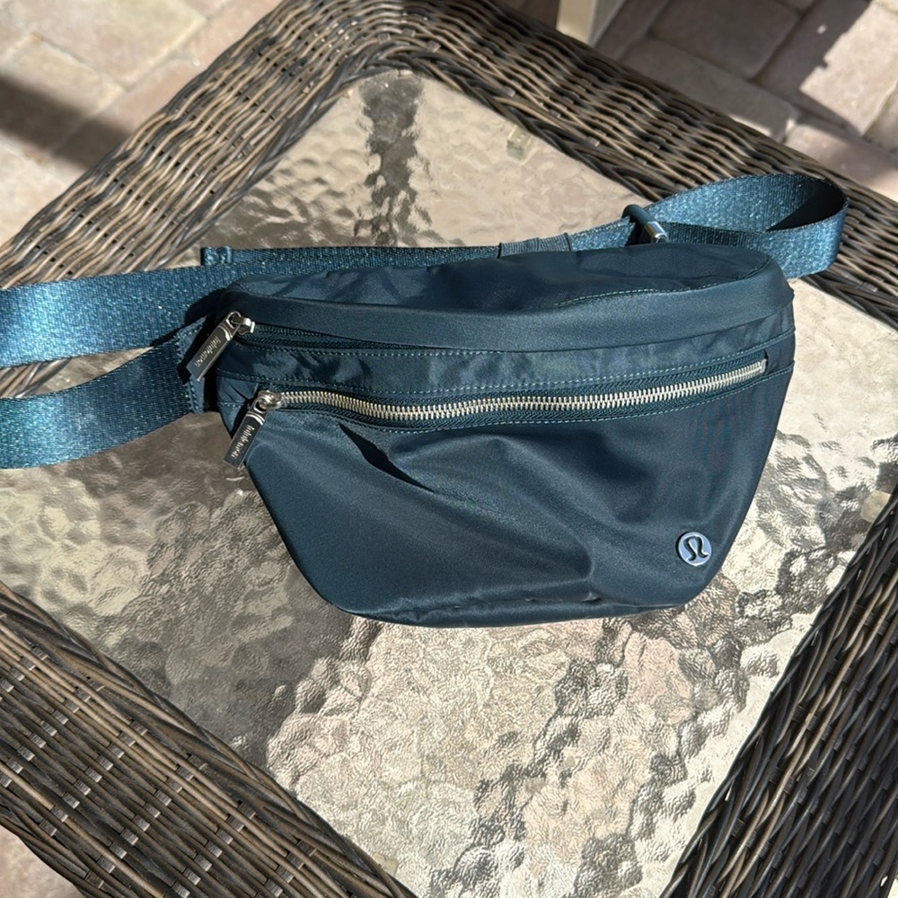Lululemon City Adventurer Belt Bag